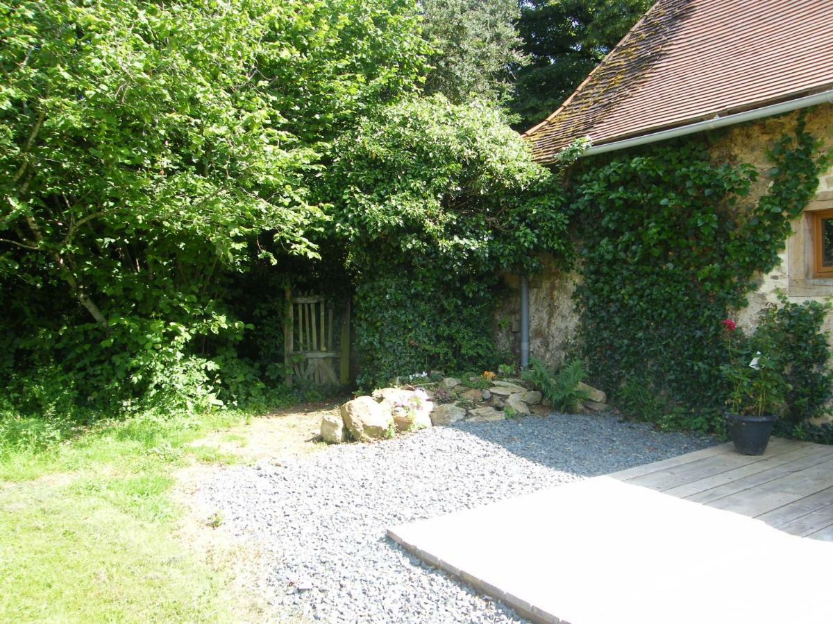 Pear Tree Gite Génis Exterior foto